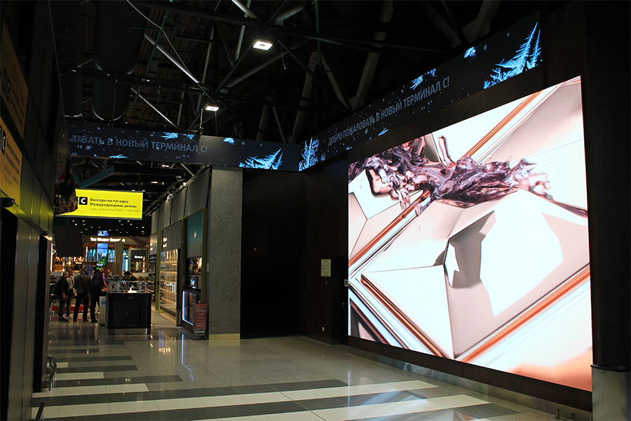 Shopping Mall Led Screen High End Retail